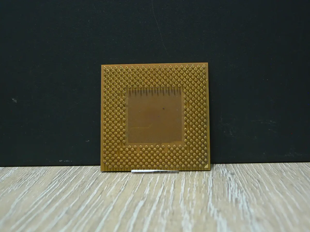 AMD Athlon AXDC2000DUT3C Socket 462 Processzor - Image 2