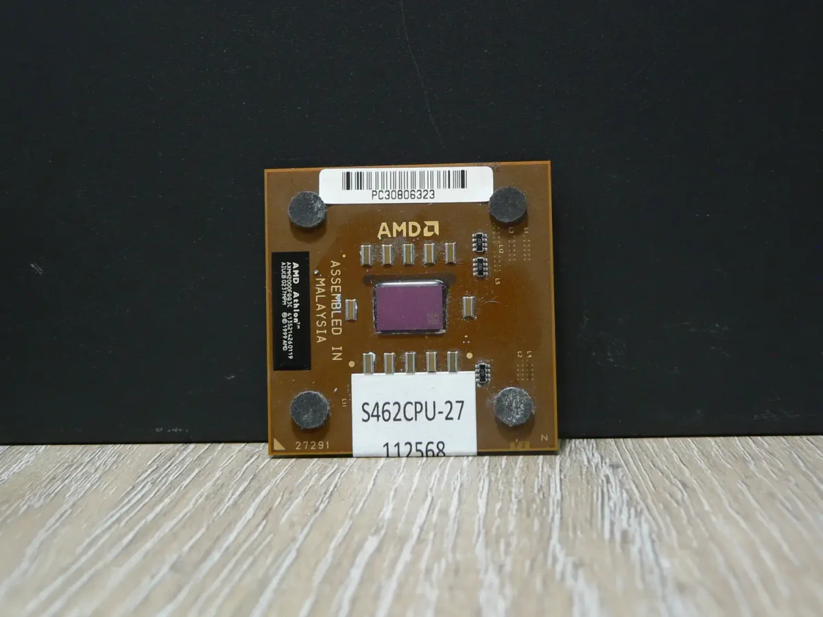 AMD Athlon AXMH2000FQQ3C Socket 462 Processzor - Image 1