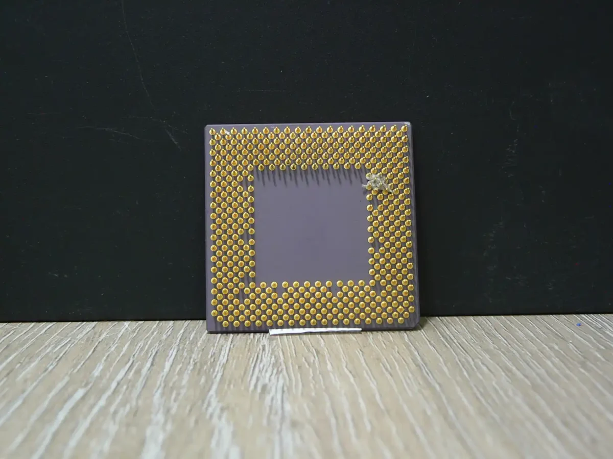 AMD Duron D900AUT1B Socket 462 Processzor - Image 2