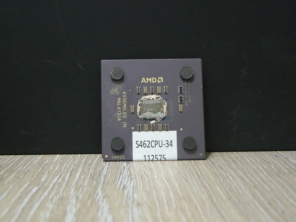 AMD Duron D850AUT1B Socket 462 Processzor - Image 1