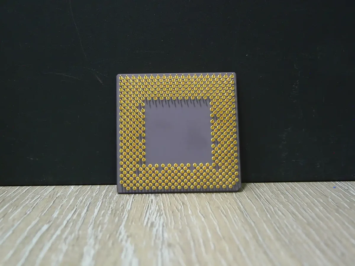 AMD Duron DHM1100AVS1B - Image 2