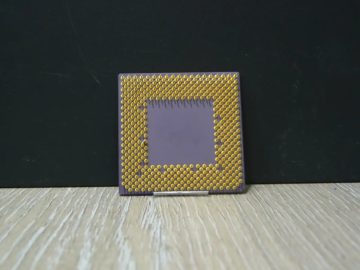 AMD Duron D900AUT1B Socket 462 Processzor - Image 2