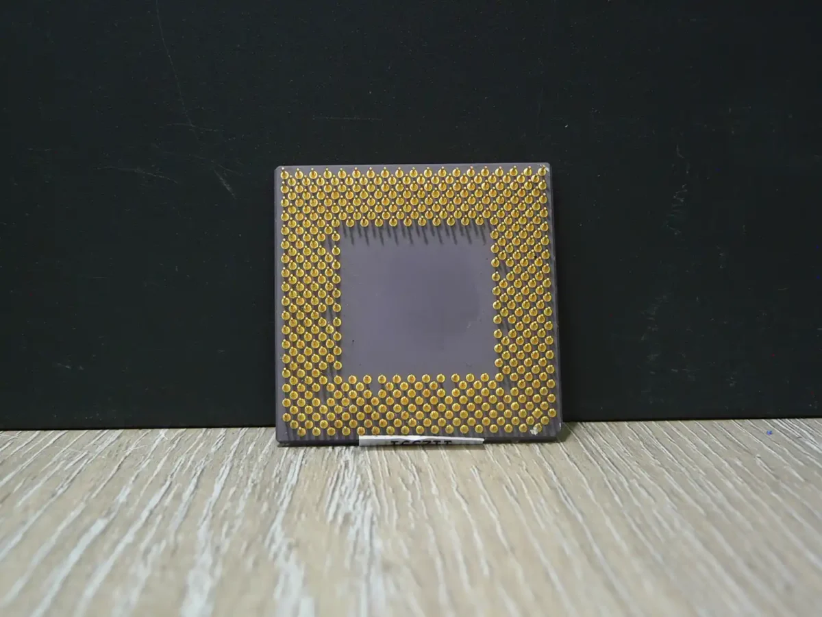AMD Duron DHD1100AMT1B Socket 462 Processzor - Image 2