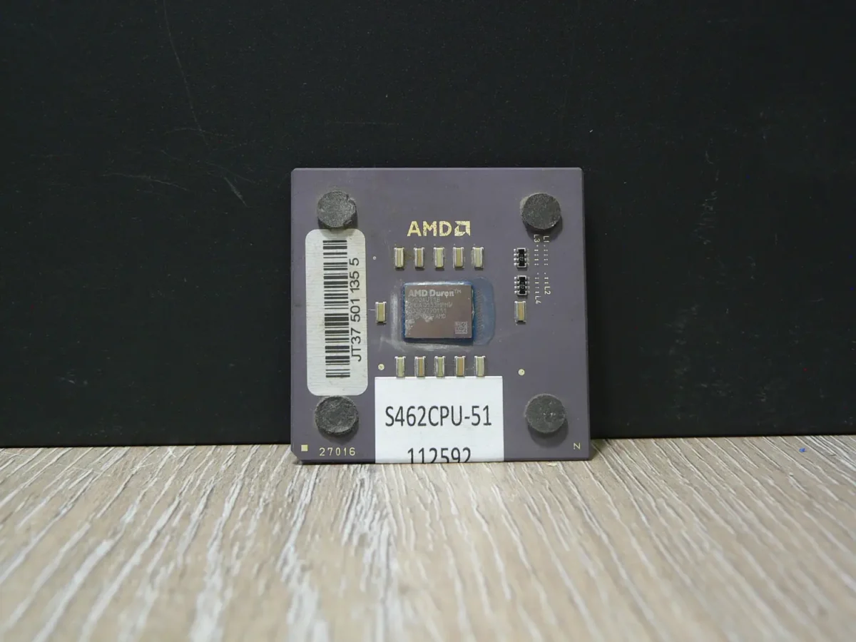 AMD Duron D900AUT1B Socket 462 Processzor - Image 1