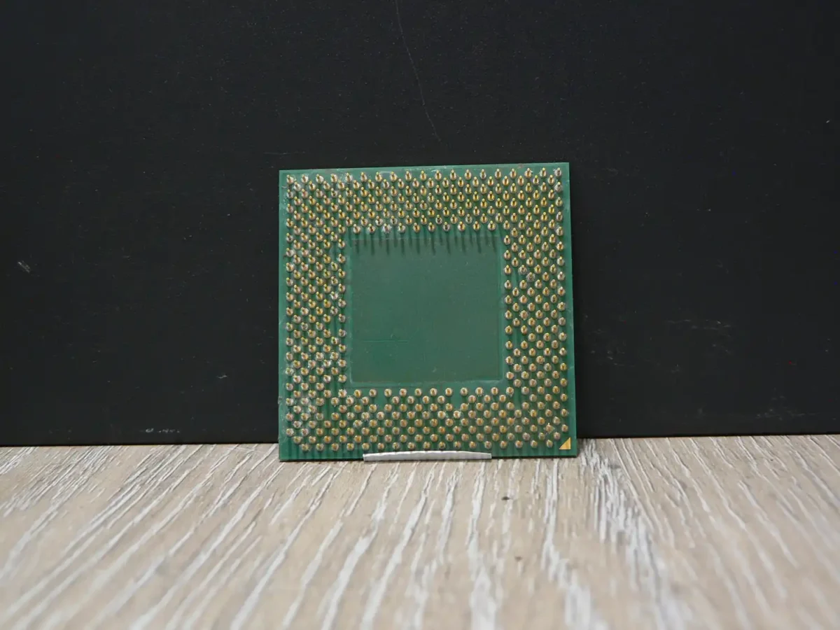 AMD Athlon AXDA2500DKV4D Socket 462 Processzor - Image 2