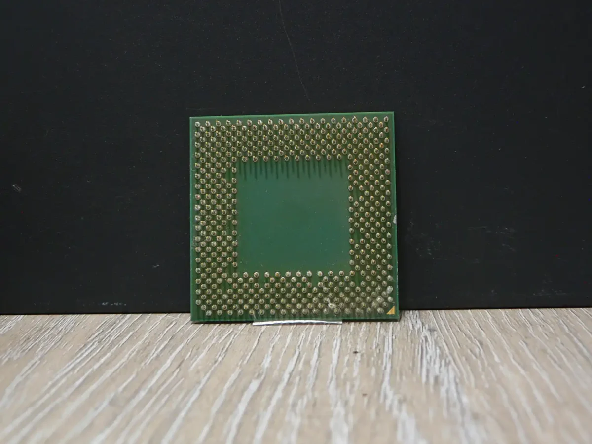 AMD Athlon AXDA2000DKV3C Socket 462 Processzor - Image 2