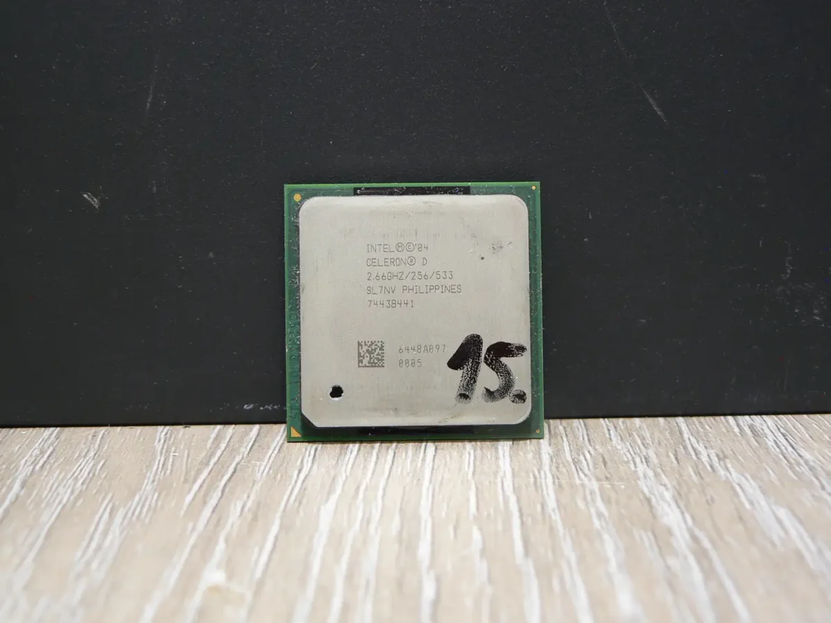 Intel Celeron D 2,66GHz/256/533 SL7NV Socket 478 Processzor - Image 1