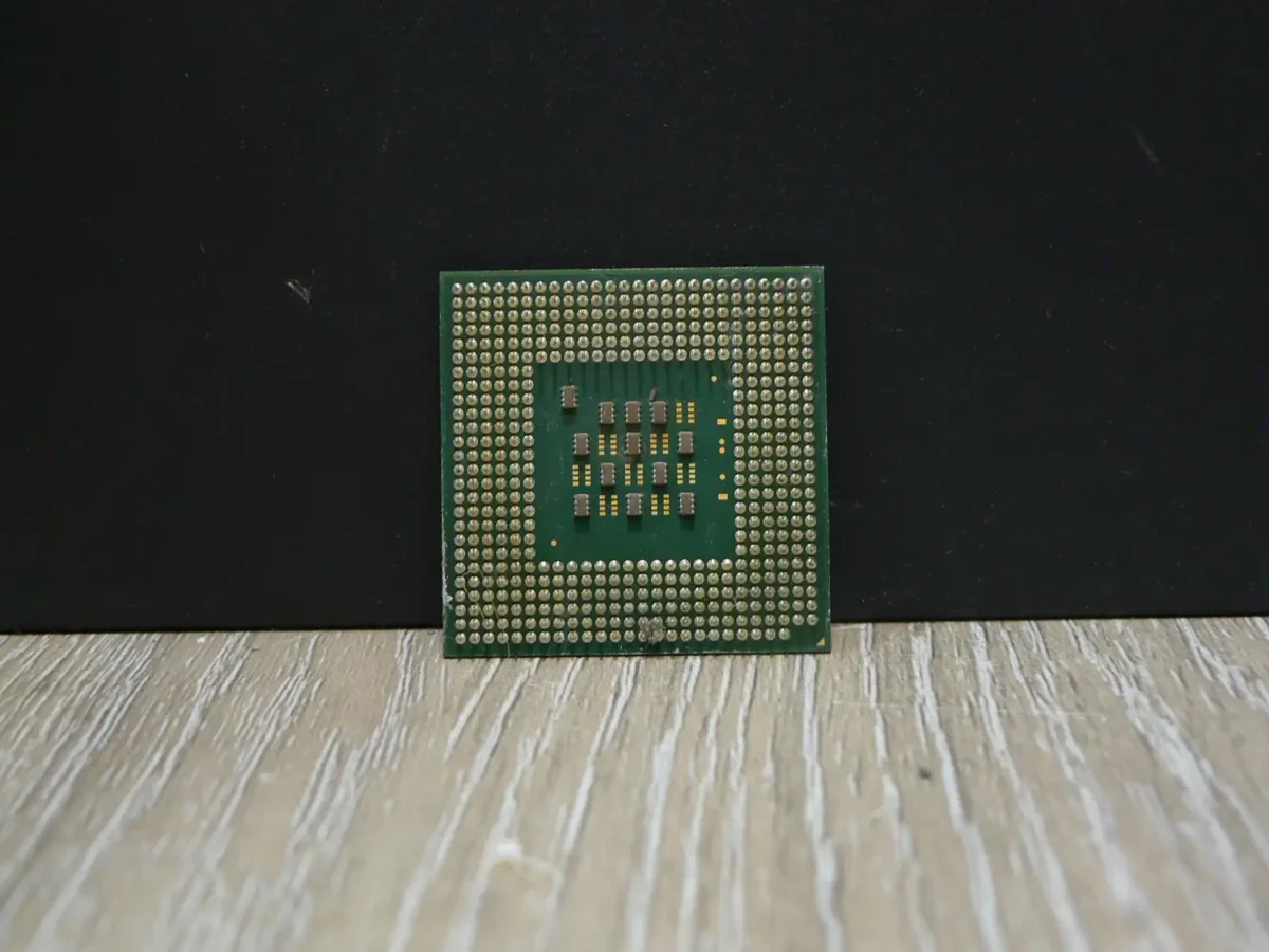Intel Pentium 4 2,60GHz/512/533 SL6WS Socket 478 Processzor - Image 2