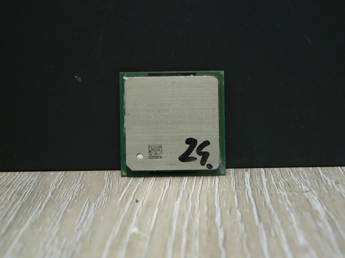 Intel Pentium 2AGHz/512/400/1,5V SL66R Socket 478 Processzor - Image 1