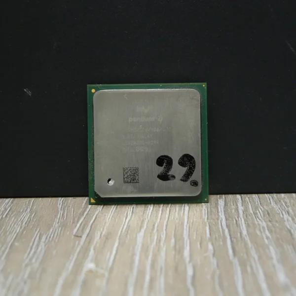Intel Pentium 1,5GHz/256/400/1,75V SL5TJ Socket 478 Processzor
