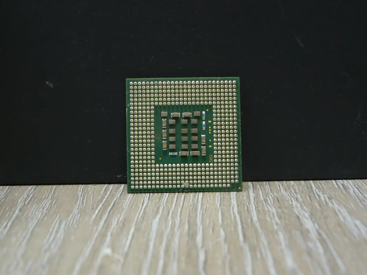 Intel Pentium 4 3,00GHz/1024/800 SL7PM Socket 478 Processzor - Image 2