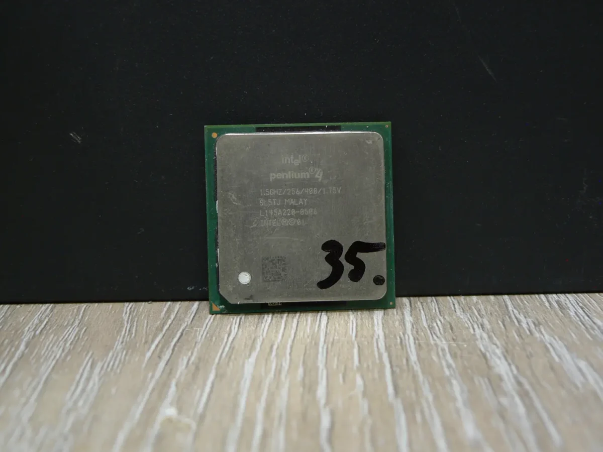 Intel Pentium 1,5GHz/256/400/1,75V SL5TJ Socket 478 Processzor - Image 1
