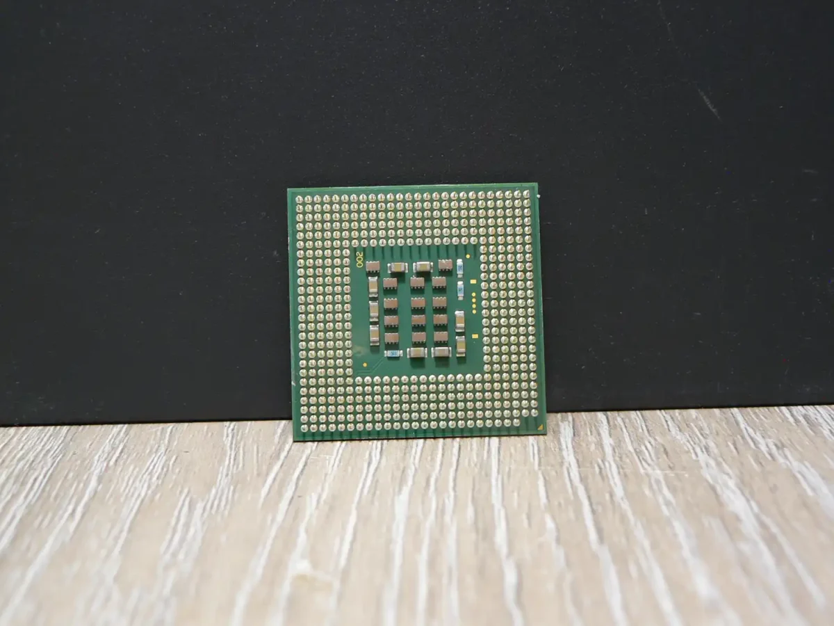 Intel Celeron D 2,66GHz/256/533 SL7KZ Socket 478 Processzor - Image 2