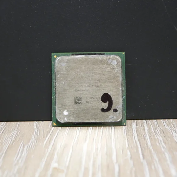 Intel Celeron D 2,66GHz/256/533 SL7NV Socket 478 Processzor