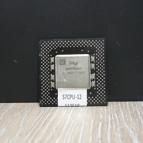 Intel Pentium 200MMX SL27J Socket 7 Processzor