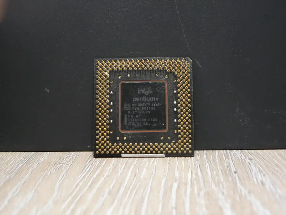 Intel Pentium 166MMX SL27H Socket 7 Processzor - Image 2