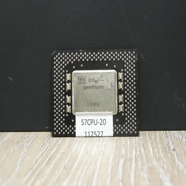 Intel Pentium i166 SY037 Socket 7 Processzor
