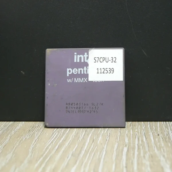 Intel Pentium 166MMX SL27K Socket 7 Processzor
