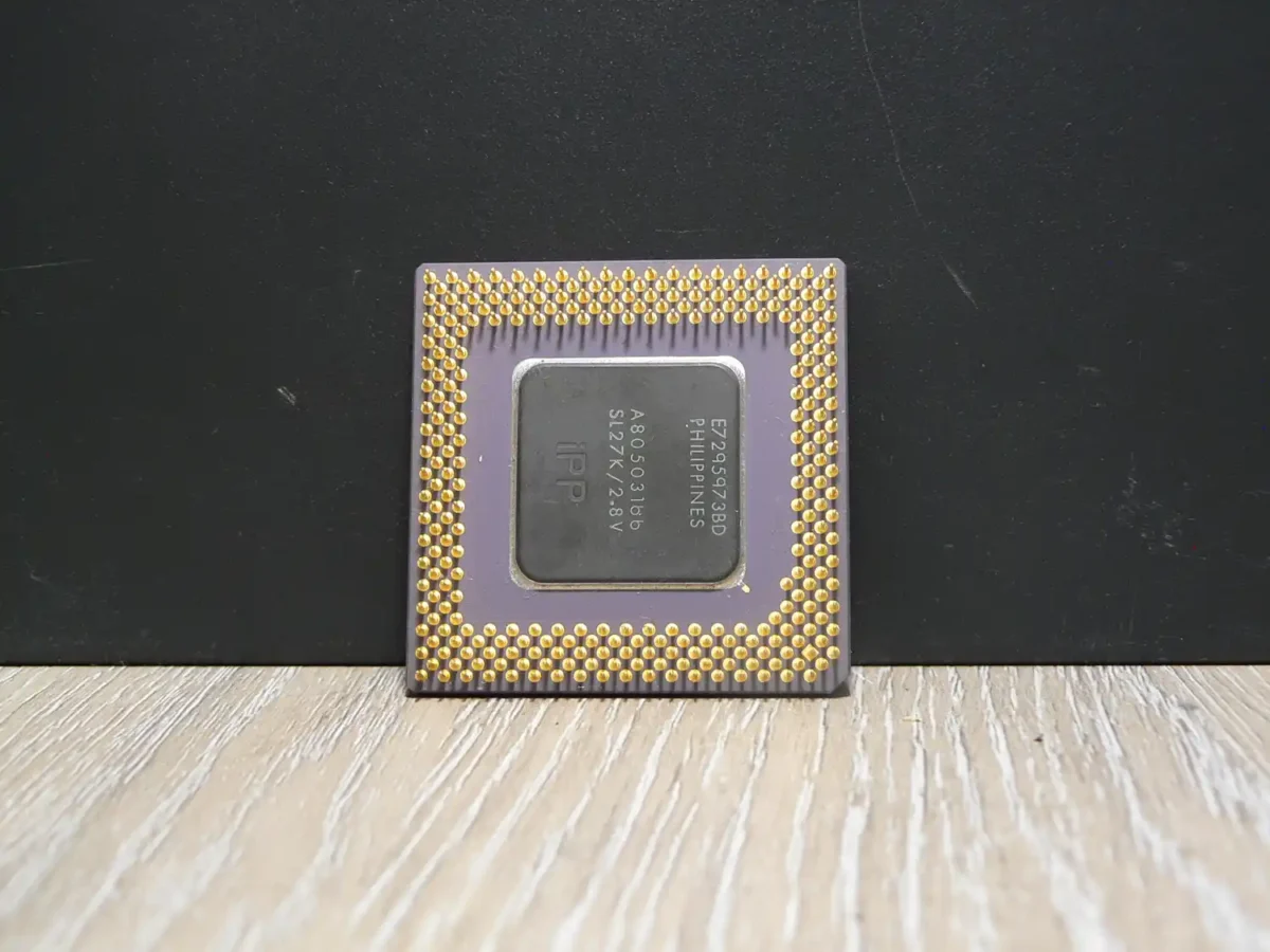 Intel Pentium 166MMX SL27K Socket 7 Processzor - Image 2
