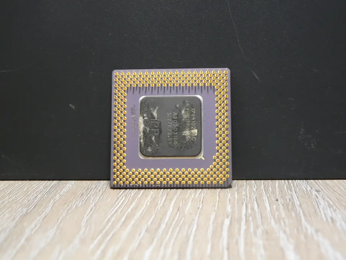 Intel Pentium 166MMX SL27K Socket 7 Processzor - Image 2