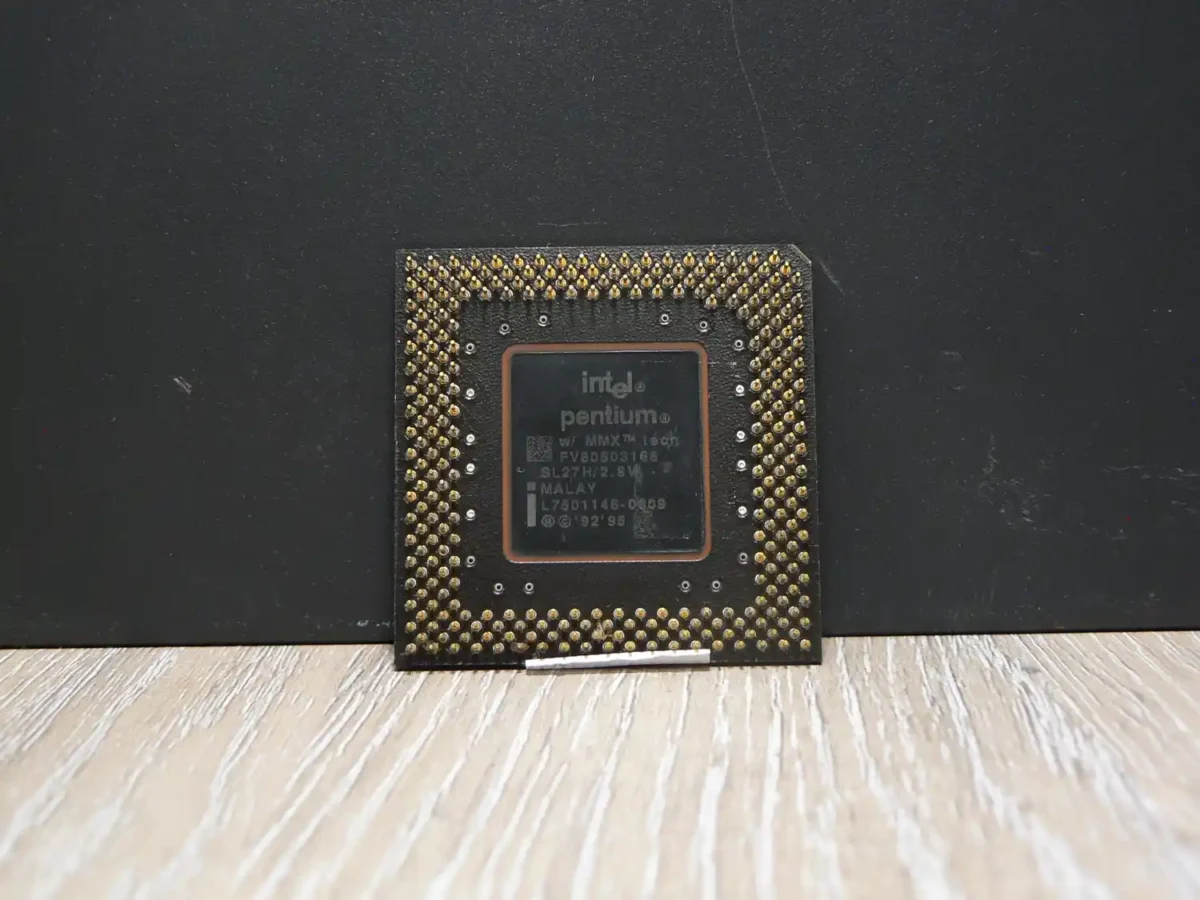Intel Pentium 166MMX SL27H Socket 7 Processzor - Image 2