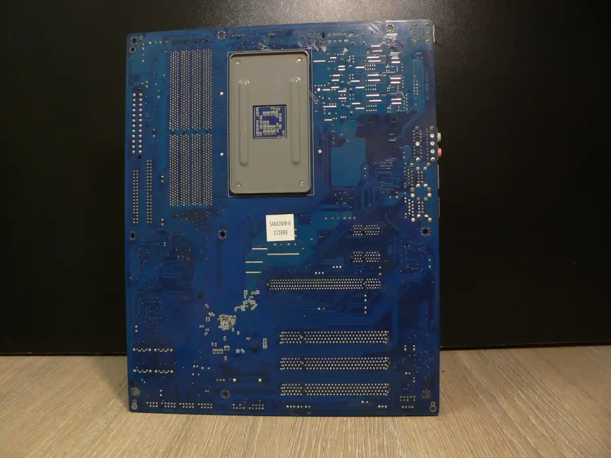 ABIT AN52 Socket AM2 Alaplap (A- kategória, DIMM1 RAM lefogató hiányzik) - Image 4