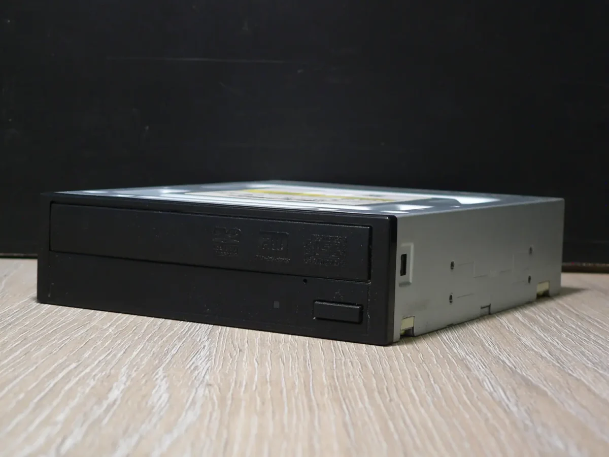 Toshiba TS-H653G SATA DVD-ROM - Image 3