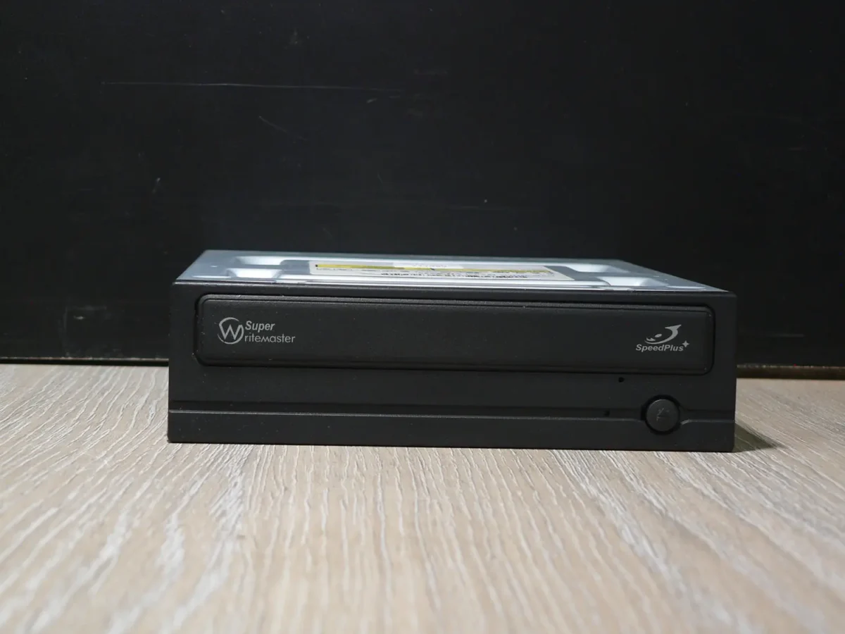 SAMSUNG SH-S223 SATA DVD-ROM (2010) - Image 2