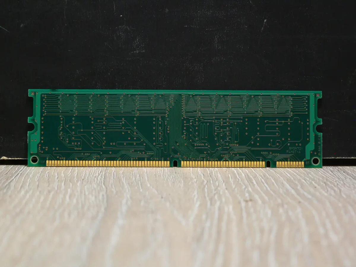 ELPIDA 128MB PC133 SD Memória - Image 2