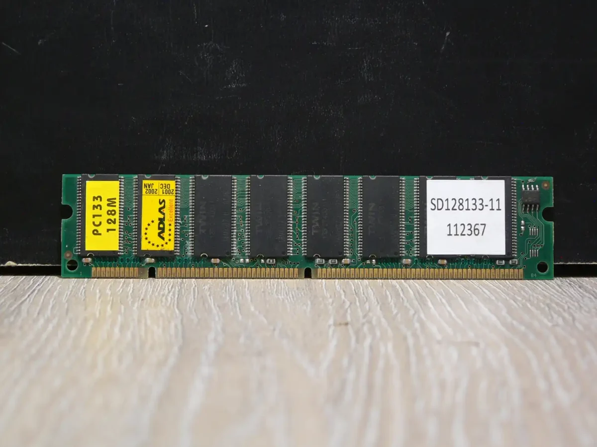 ADLAS 128MB PC133 SD Memória - Image 1