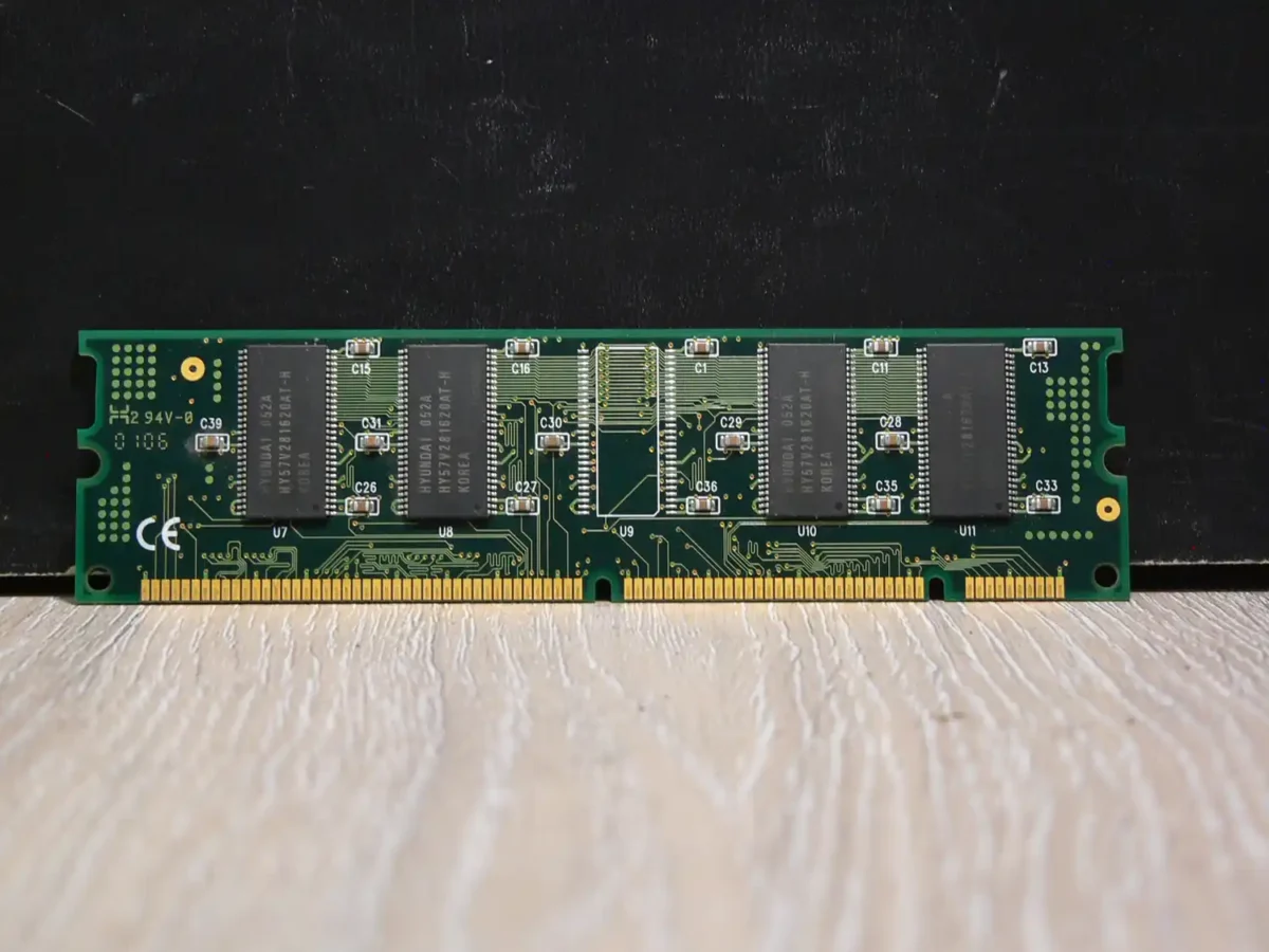 Kingston 128MB PC133 SD Memória - Image 2