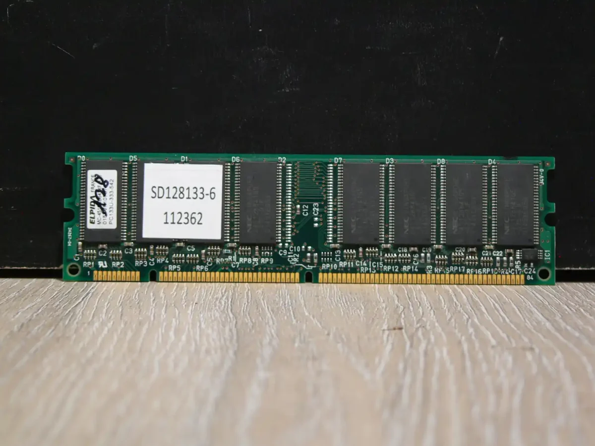 SD128133-6-1 ELPIDA 128MB PC133 SD Memória - Image 1