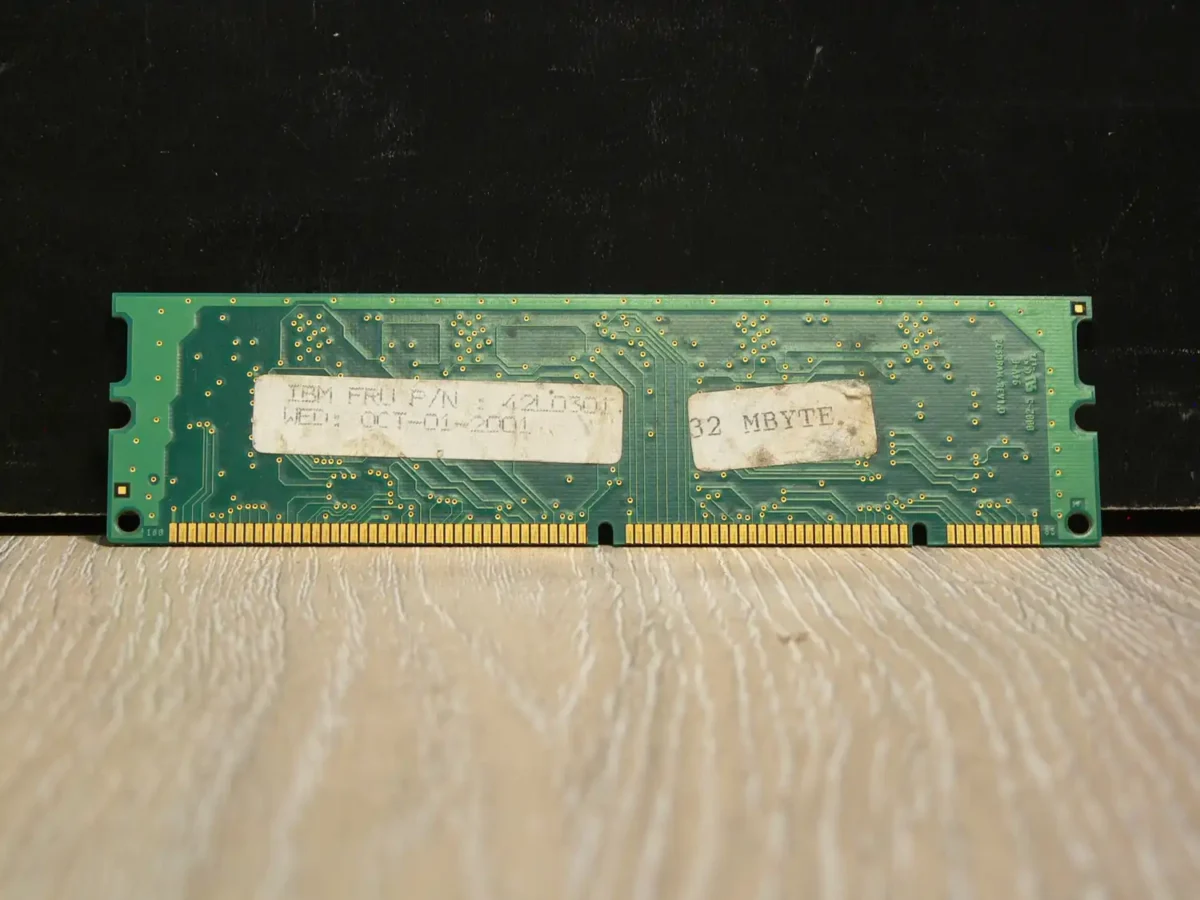 Hyundai 32MB PC100 SD Memória - Image 2