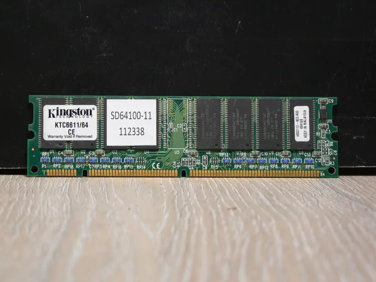 Kingston KTC6611/64 CE 64MB PC100 SD Memória - Image 1