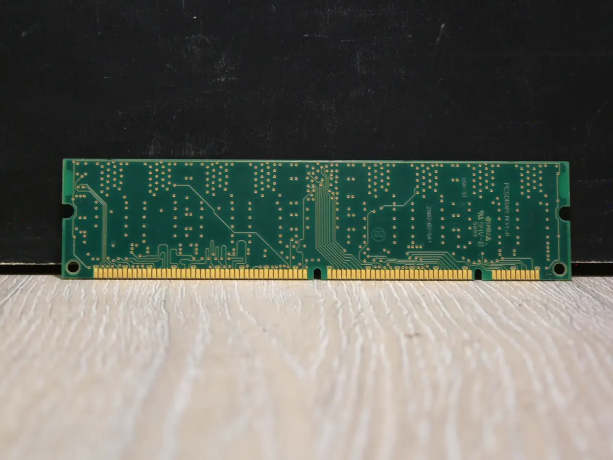 Infineon 64MB PC100 SD Memória - Image 2