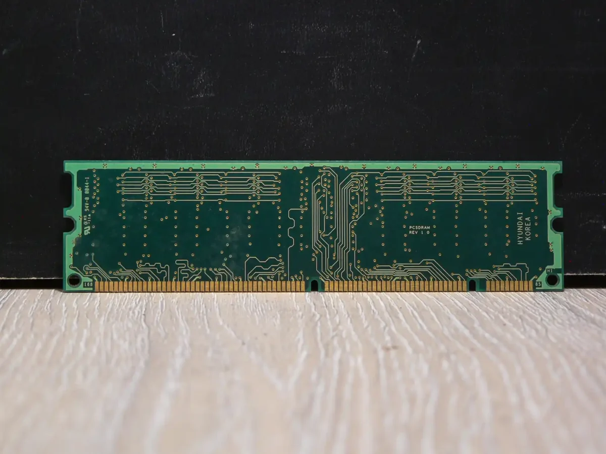 Hyundai 64MB PC133 SD Memória - Image 2