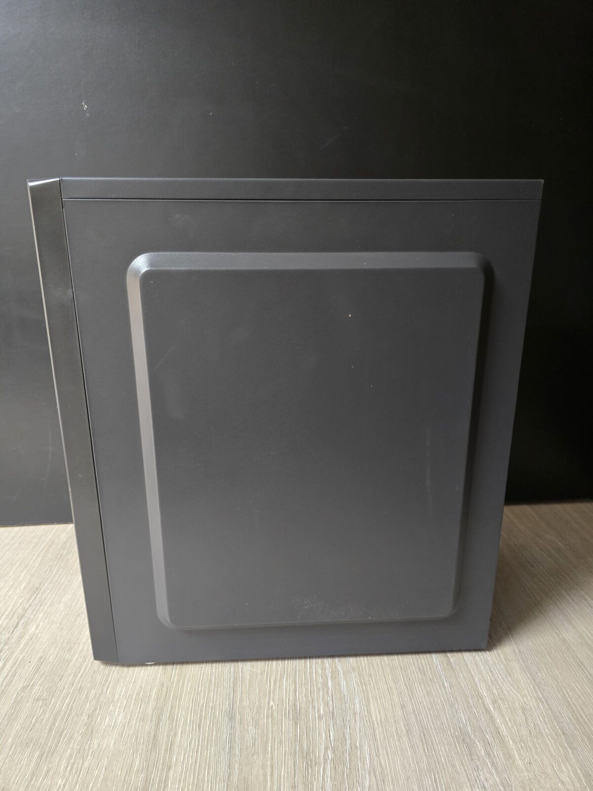 NEO PC – Intel Core i5, 16 GB RAM és Radeon RX 580 8 GB - Image 7