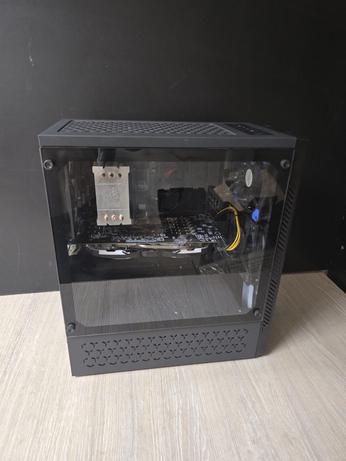 NEO PC – Intel Core i5, 16 GB RAM és Radeon RX 580 8 GB - Image 5
