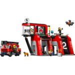LEGO® City Tűzoltóállomás tűzoltóautóval 60414 - Image 5