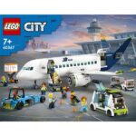 LEGO® City Utasszállító repülőgép 60367 - Image 3