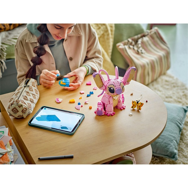 LEGO® | Disney Angyal, Lilo és Stitch építőjáték gyerekeknek, lányoknak és fiúknak 43257 - Image 4