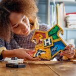LEGO® Harry Potter™ A Roxfort címere 76462 - Image 5