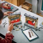 LEGO® Harry Potter™ Könyvkuckó: Roxfort™ expressz, varázslatos ajándék 76450 - Image 4