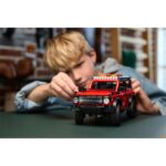 LEGO® Technic Ford Bronco® SUV K autómodell-készlet, STEM-építőjáték 42213 - Image 5