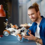 LEGO® Technic Nasa Apollo holdjáró jármű 42182 - Image 5